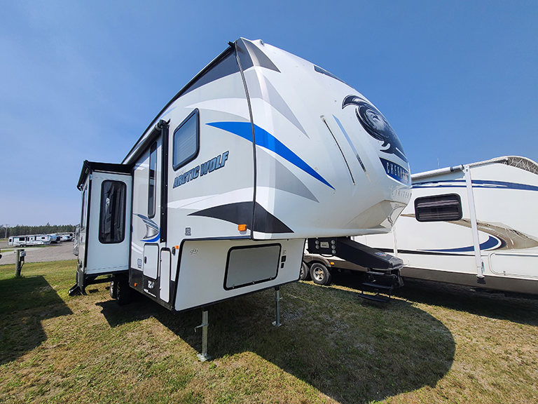2018 ARTIC WOLF 305MLE