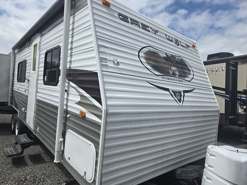 2011 GREY WOLF 28A+KS